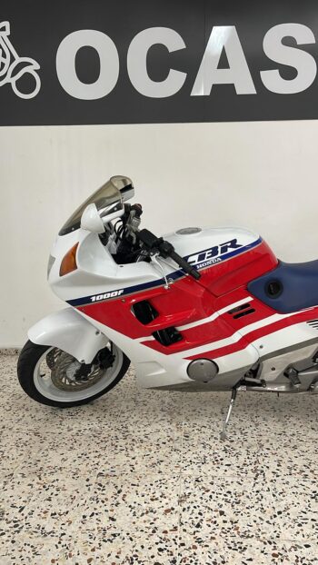 HONDA CBR 1000 F