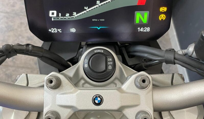 
								Usada Naked BMW F900R 8100 Bicilindrico 8490 2020 Manual full									