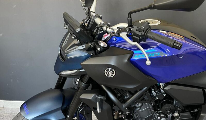 
								Semi Nuevo Naked Yamaha MT07 4450 689CC 6490 2025 Manual full									
