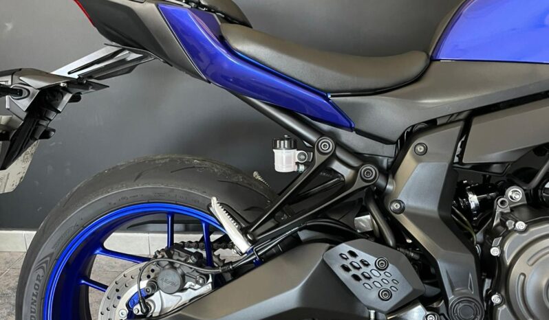 
								Semi Nuevo Naked Yamaha MT07 4450 689CC 6490 2025 Manual full									