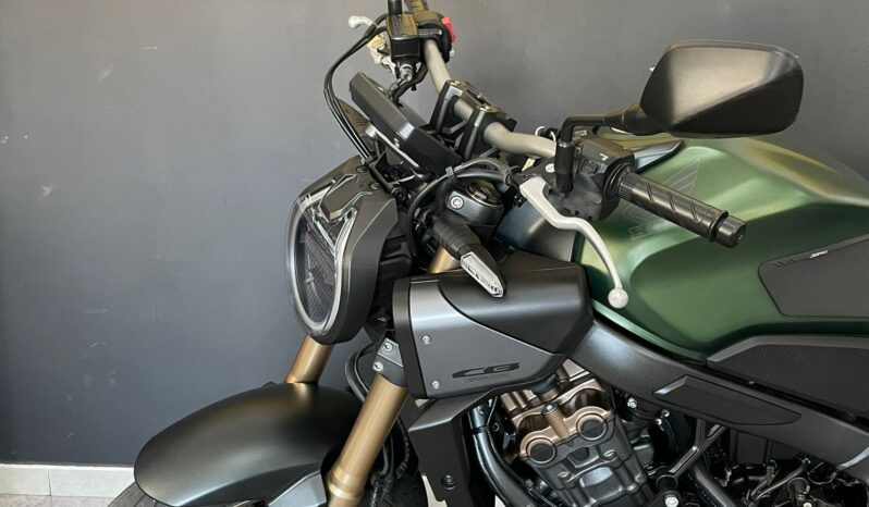 
								Usada Naked Honda CB650R 13.000 649cc 7290 2024 Manual full									