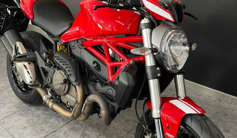 
								Usada Naked Ducati Monster 821 15300 Bicilindrico 6490 2015 Manual full									