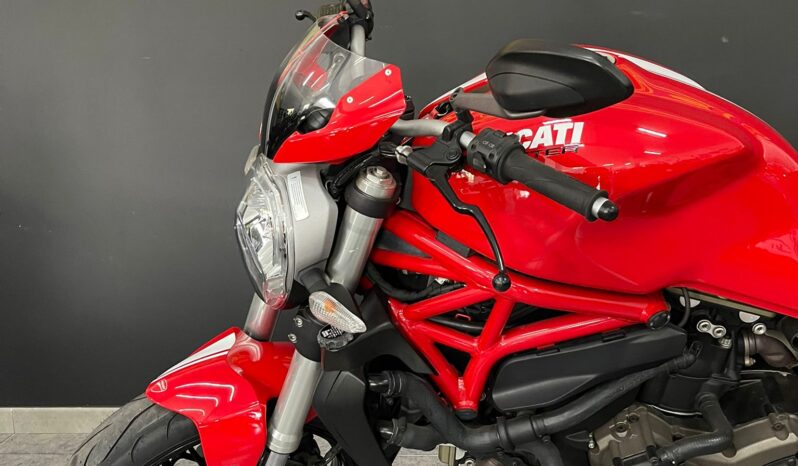 
								Usada Naked Ducati Monster 821 15300 Bicilindrico 6490 2015 Manual full									